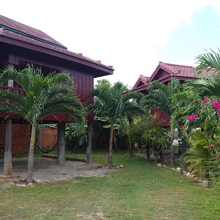 Khmer House Bungalow Hotel Kep Exterior foto