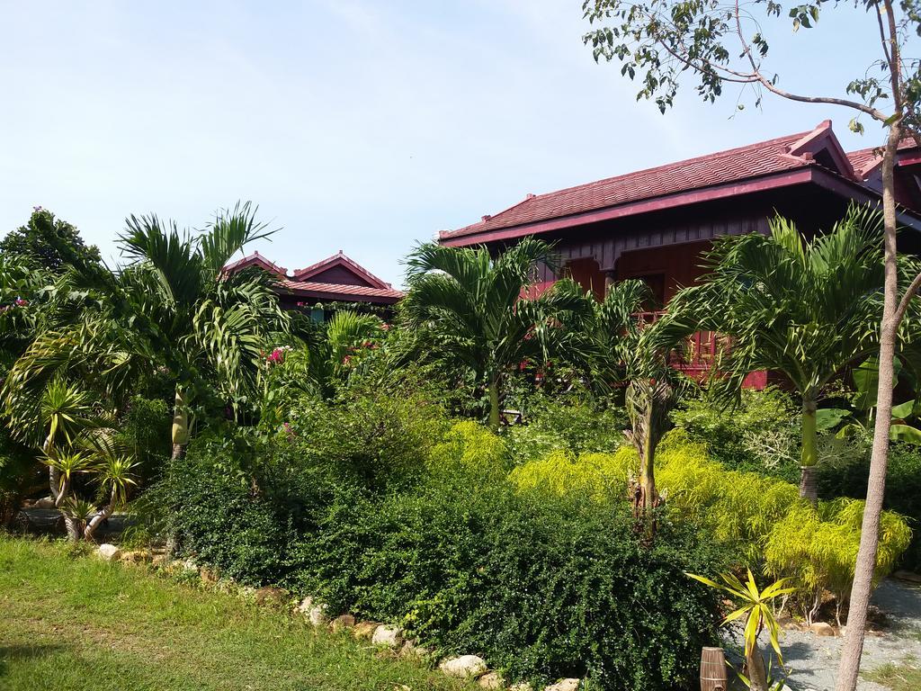 Khmer House Bungalow Hotel Kep Exterior foto